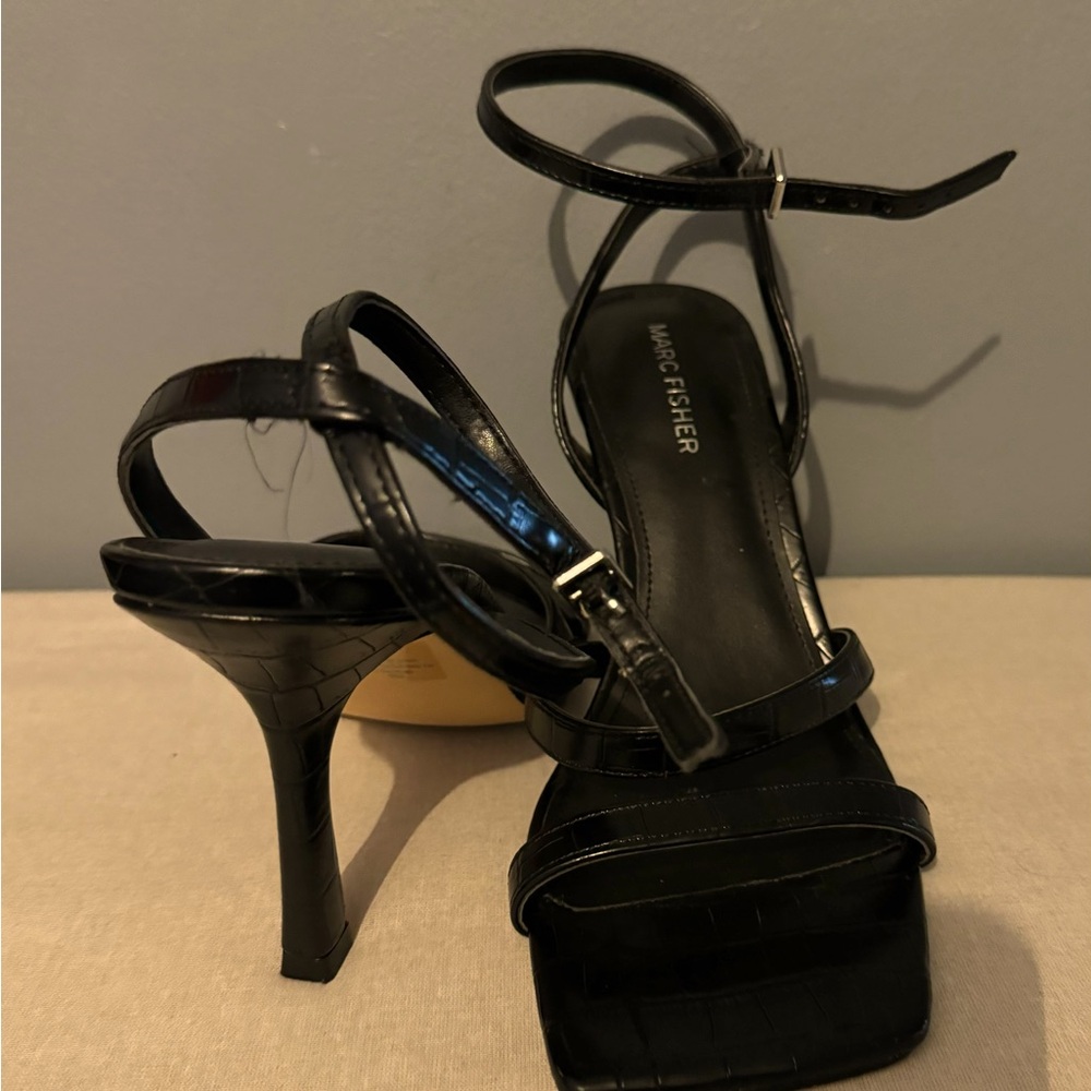 Marc Fisher- Square Toe- size 8